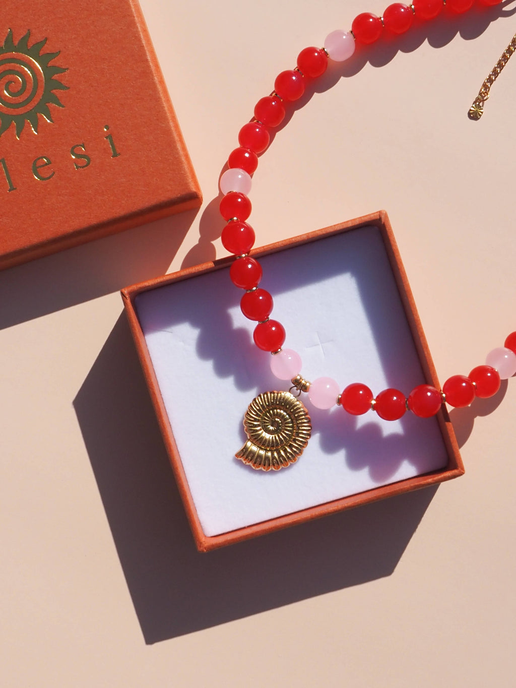 Spiral Shell Red & Pink Beaded Necklace : Silver / 16"