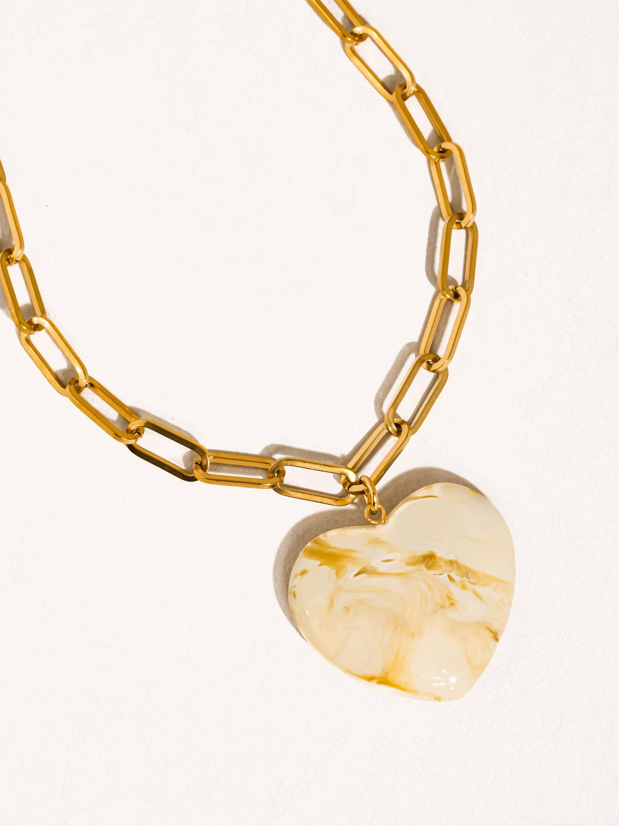 Rouelle Heart Necklace - Brown