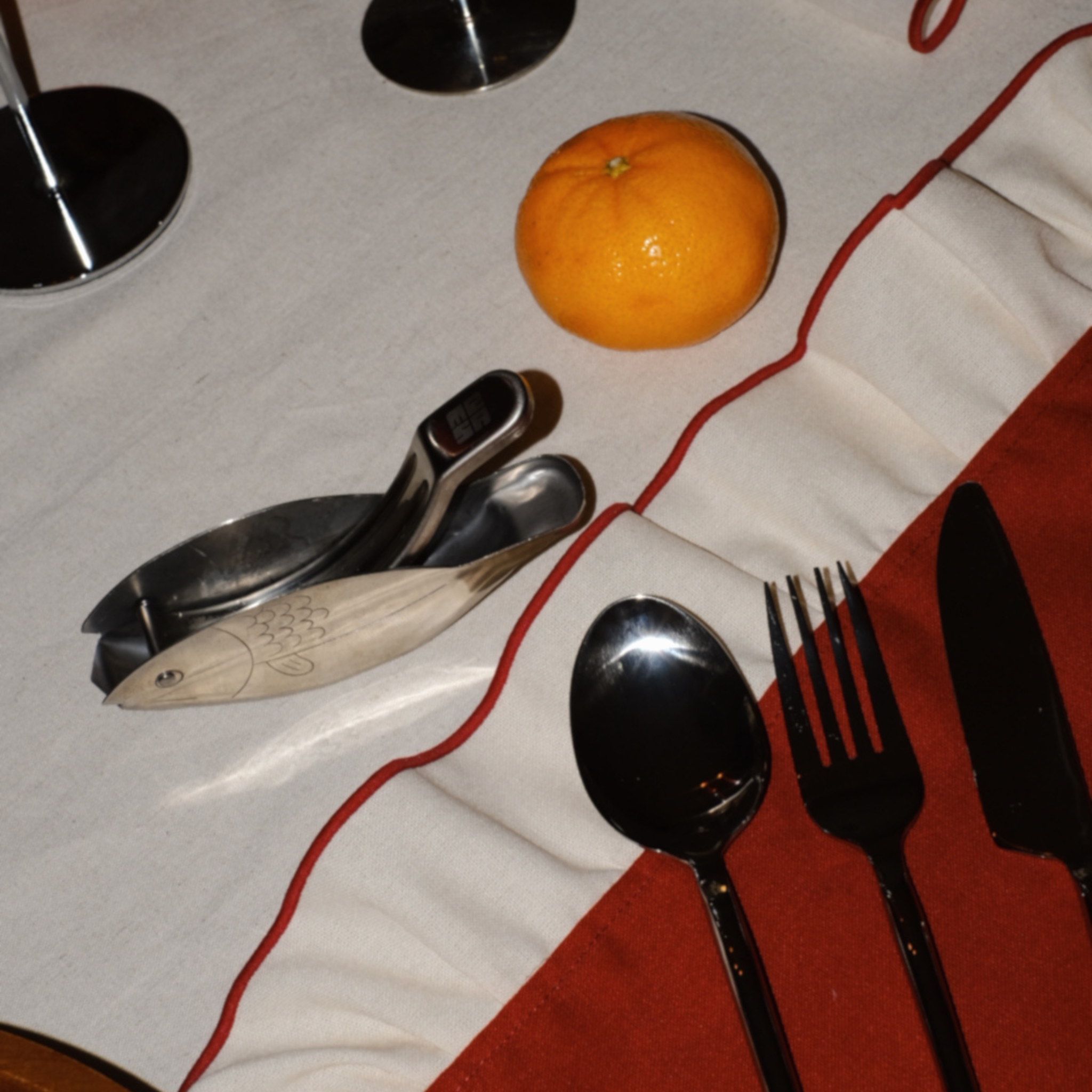 Lemon squeezer - fish
