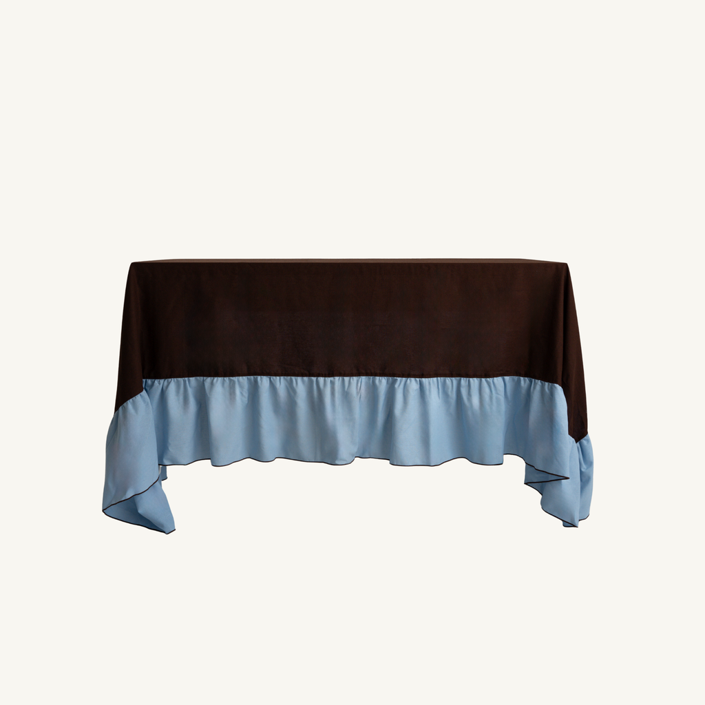 Ruffled tablecloth - wood and sky