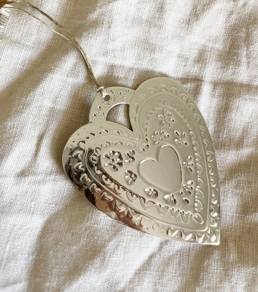 Heart- Faux-tin Ornament - Silver single tag
