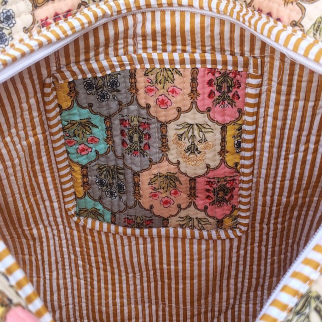 The Weekender Tote - Flower Meadow