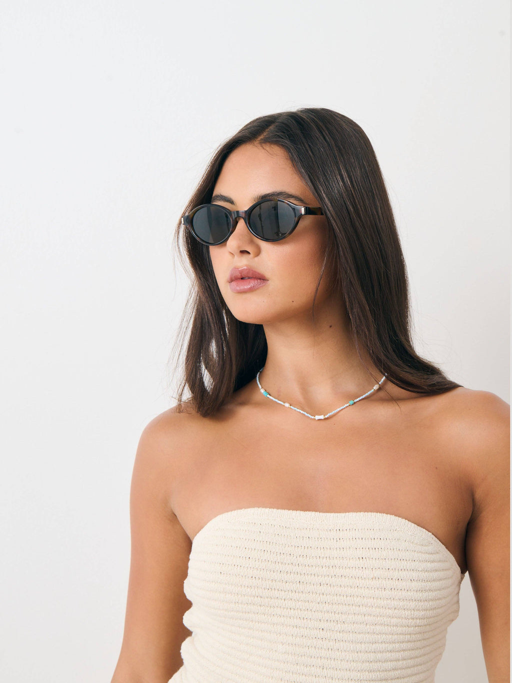L&S Lexi Oval Sunglasses in Tortoise