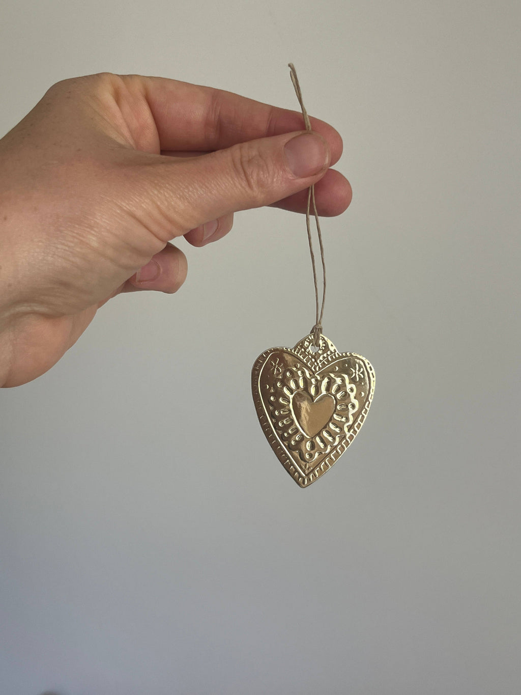 Small Heart - Faux-tin Ornament - Gold single tag