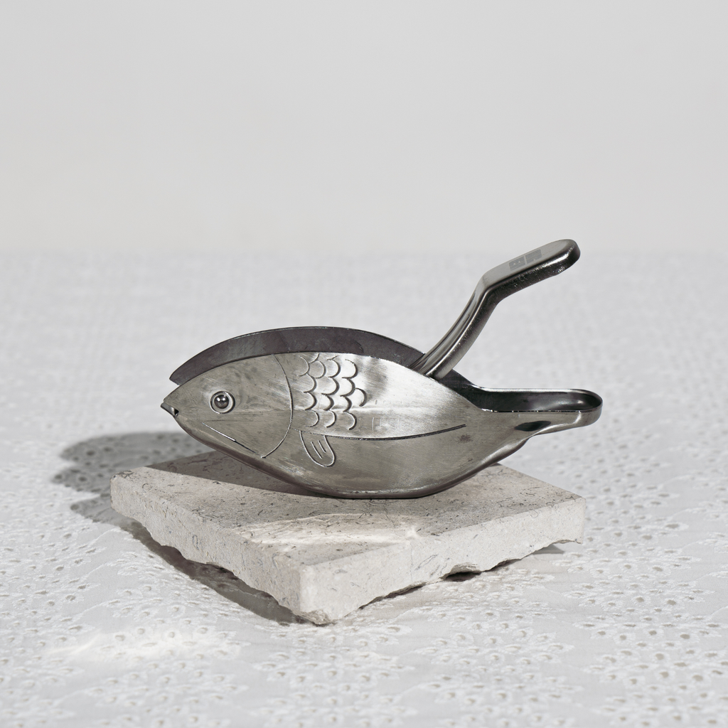 Lemon squeezer - fish