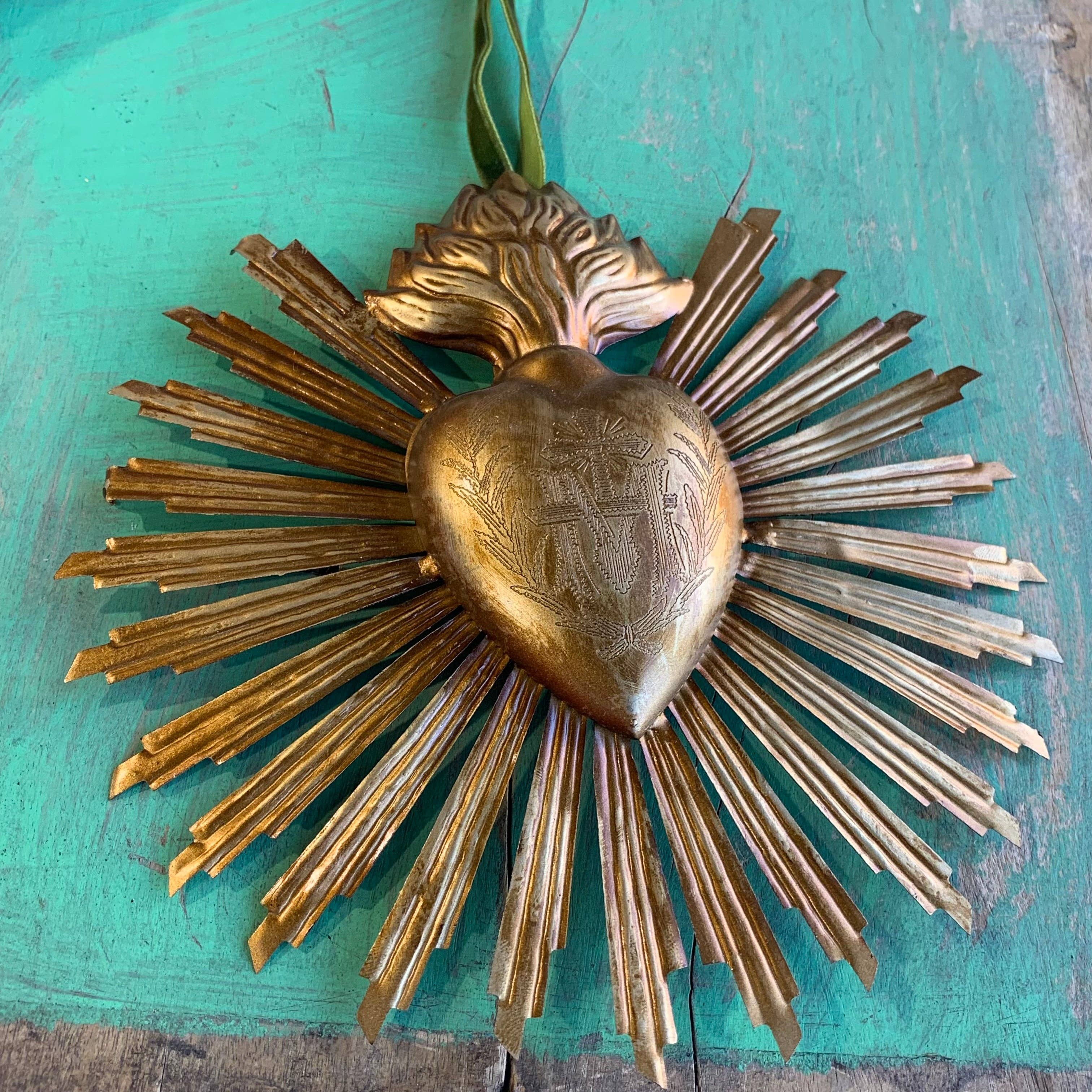 Sacred Heart Sun Rays 7" Ornament
