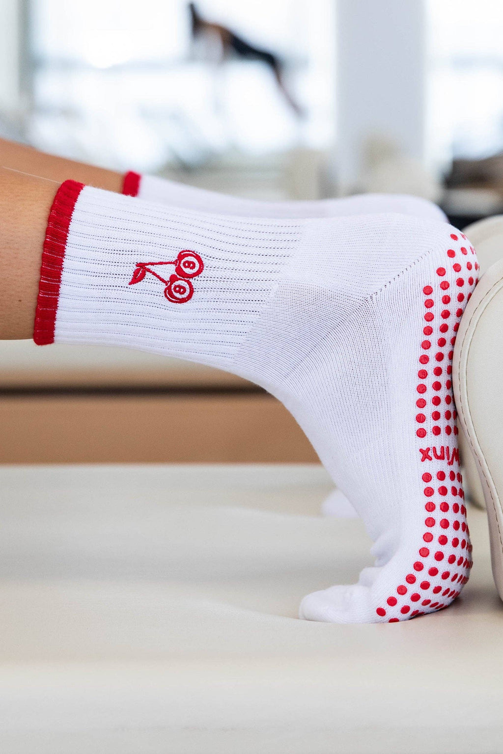 Cherry Grip Socks: Medium EU 38-44