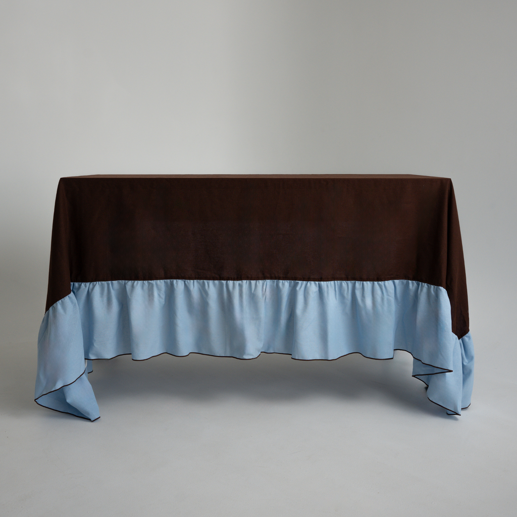 Ruffled tablecloth - wood and sky