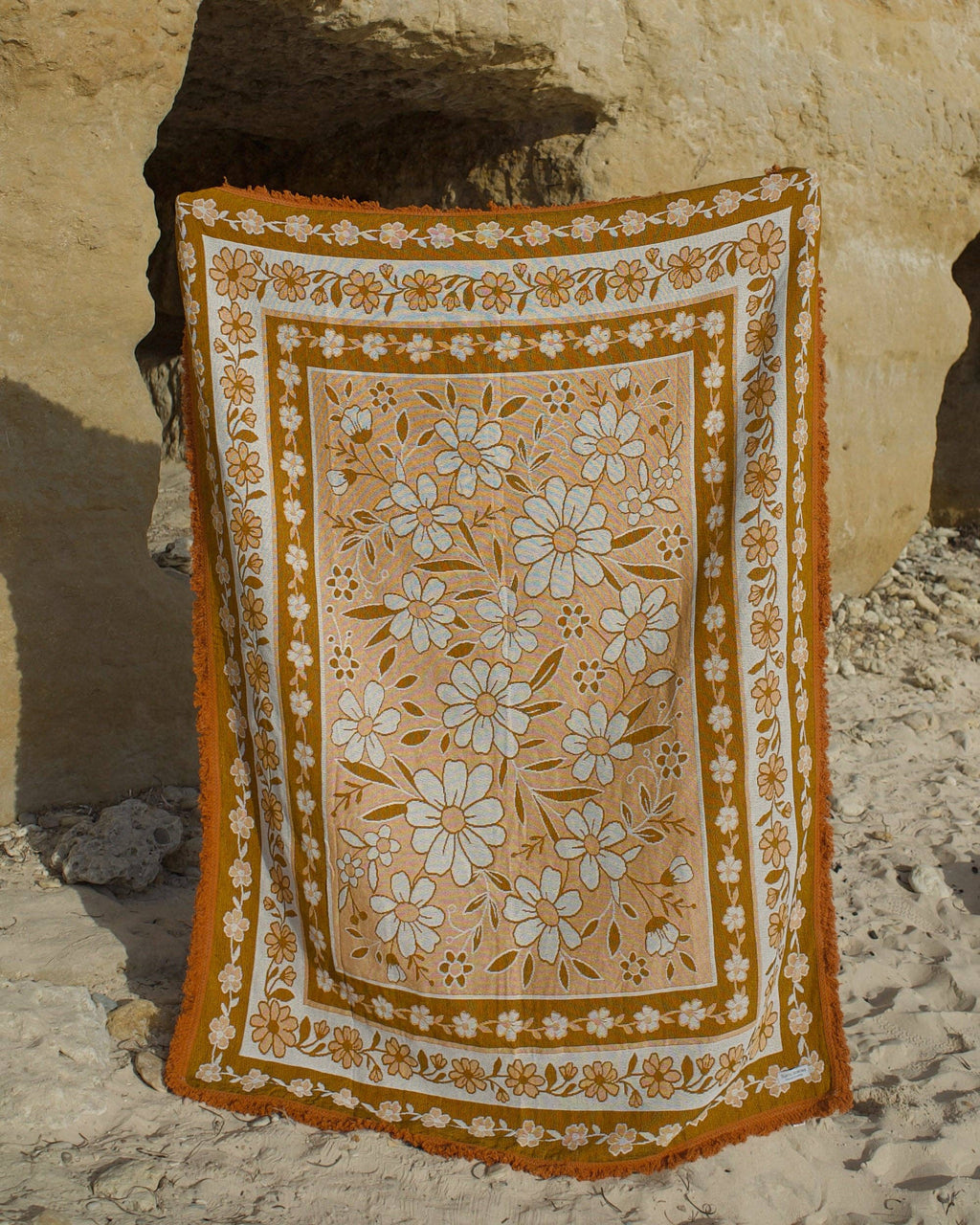 Gracie - Picnic Beach Throw Rug - XL