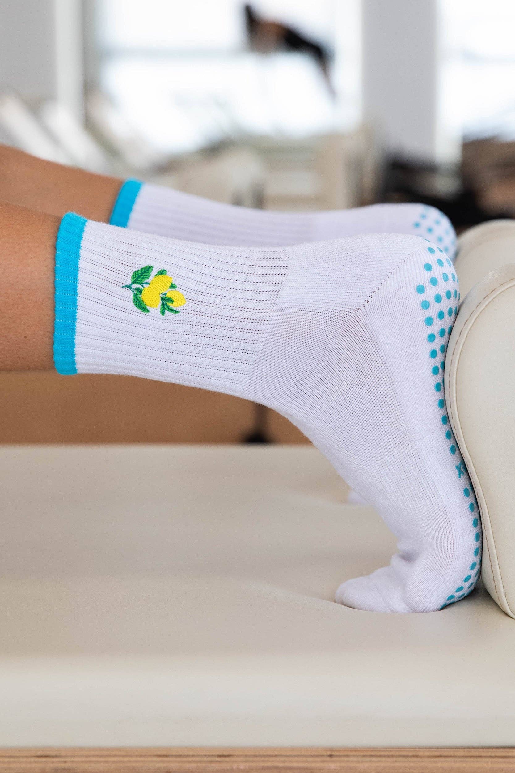 Amalfi Lemon Grip Socks: Medium EU 38-44