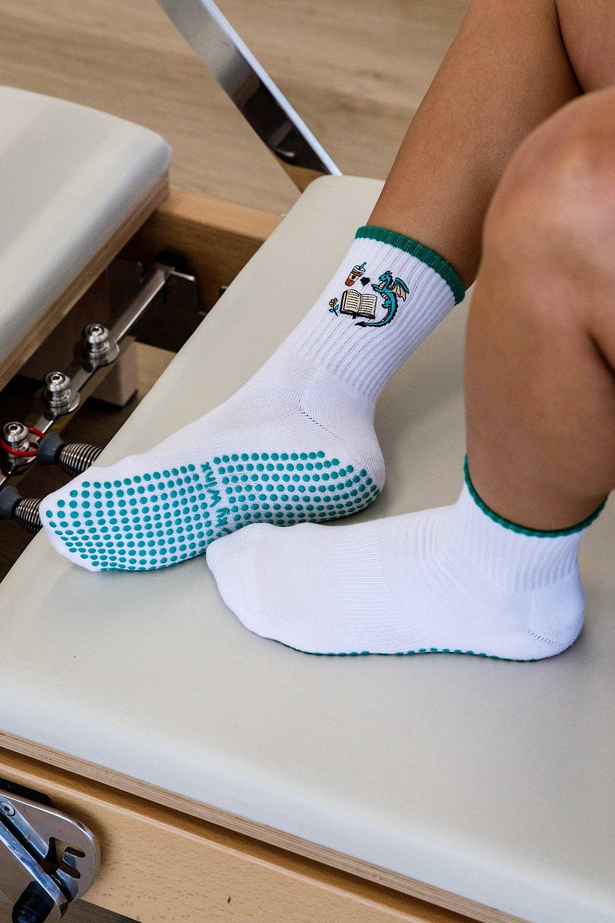 Crew Book Lover Grip Socks: Medium EU 38-44
