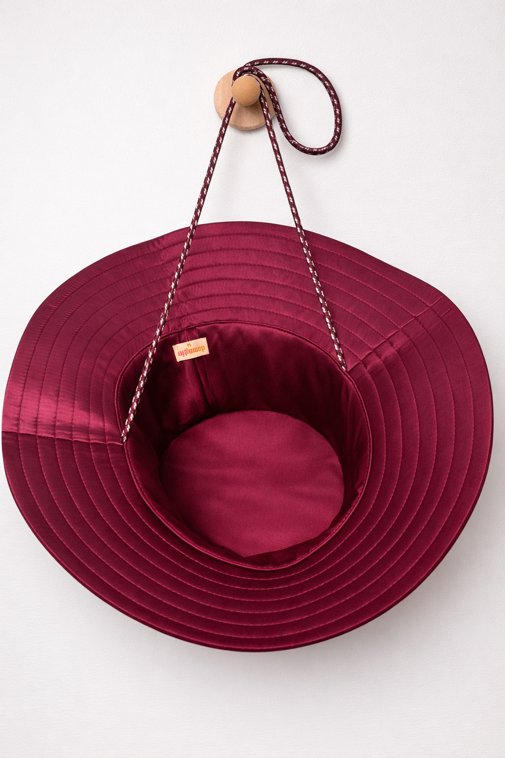 Silk-lined wide brim bucket hat - Cherry