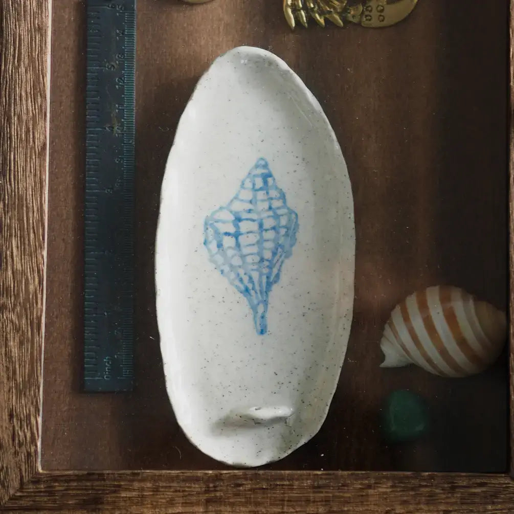 Hand-painted Ceramic Incense Holder Sea Creatures: Horn Shell (Blue)