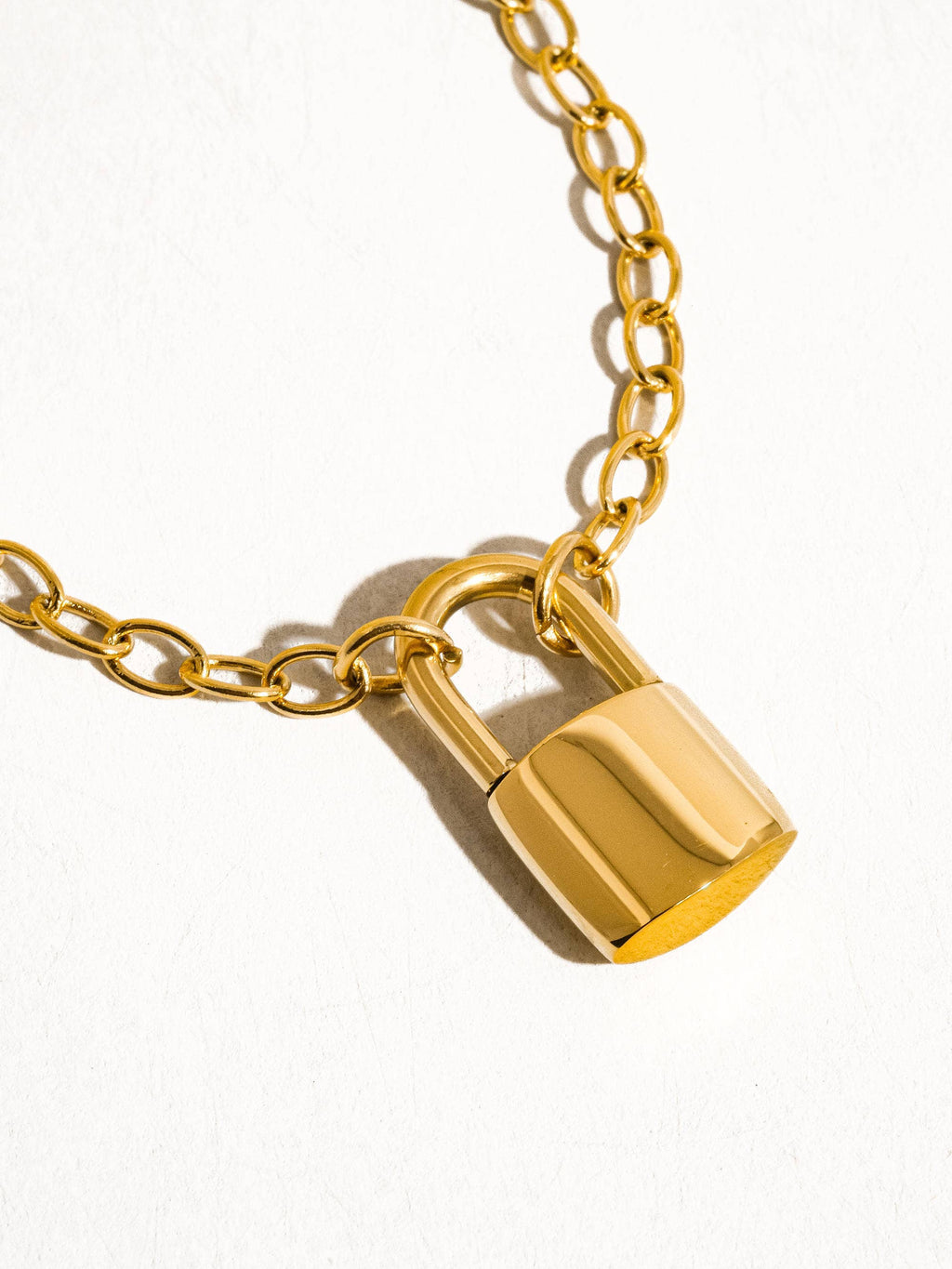 Locky Chain Necklace