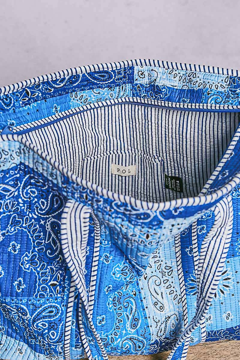 Quilted Striped Binding Roomy Fit Blue Tote Bag: BLUE MULTI / One Size