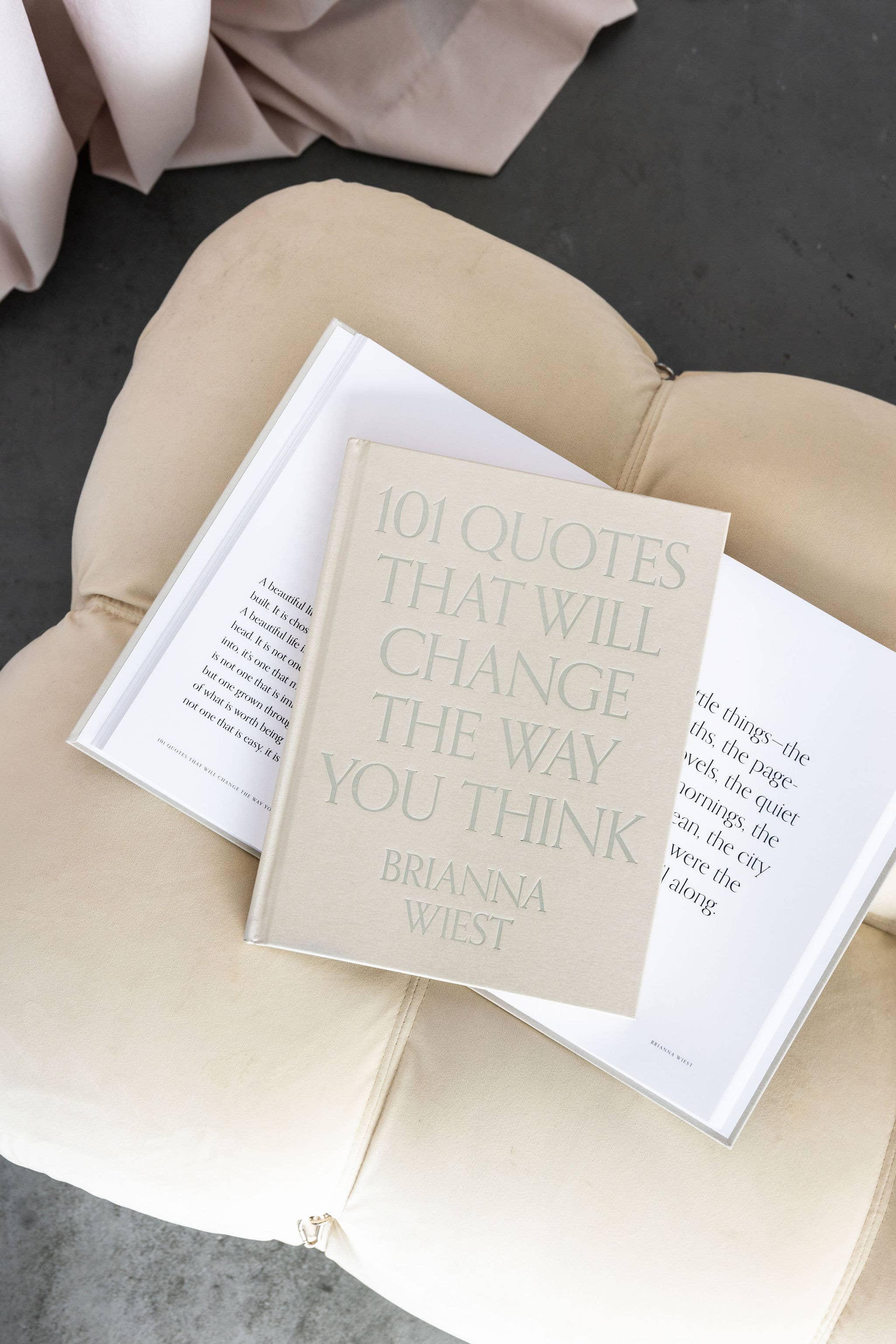 101 Quotes That Will Change The Way You Think - coffee table book