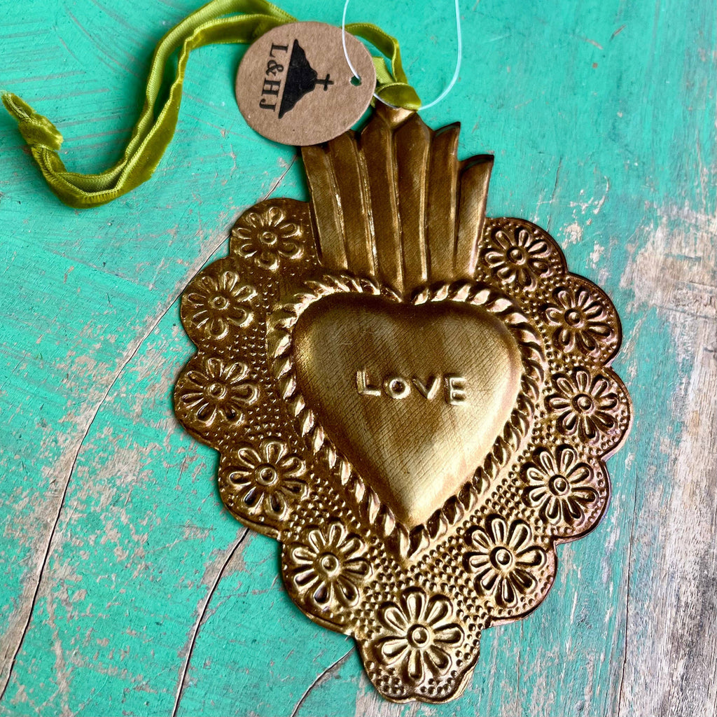 Love Tin Sacred Hearts [Large]