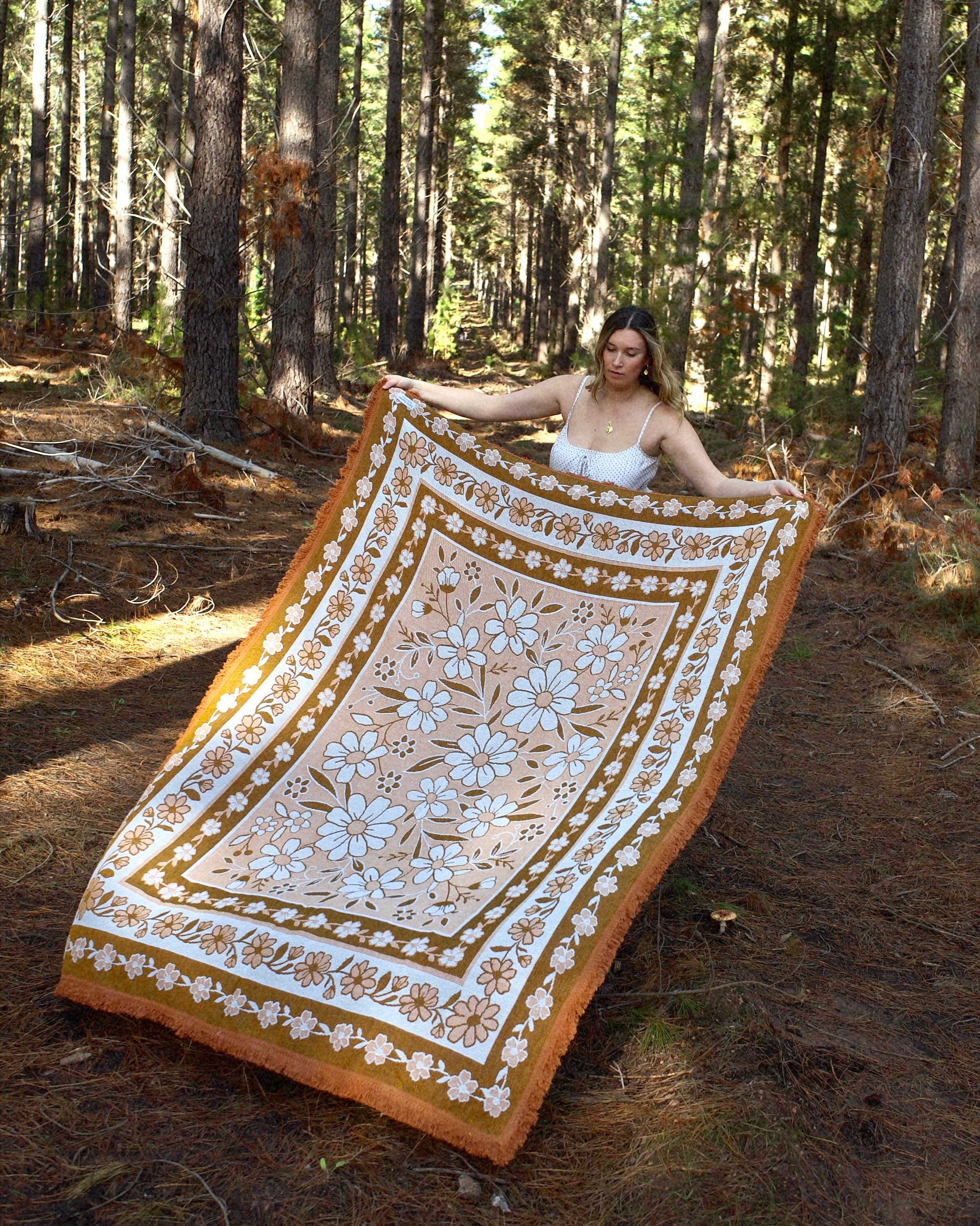 Gracie - Picnic Beach Throw Rug - XL