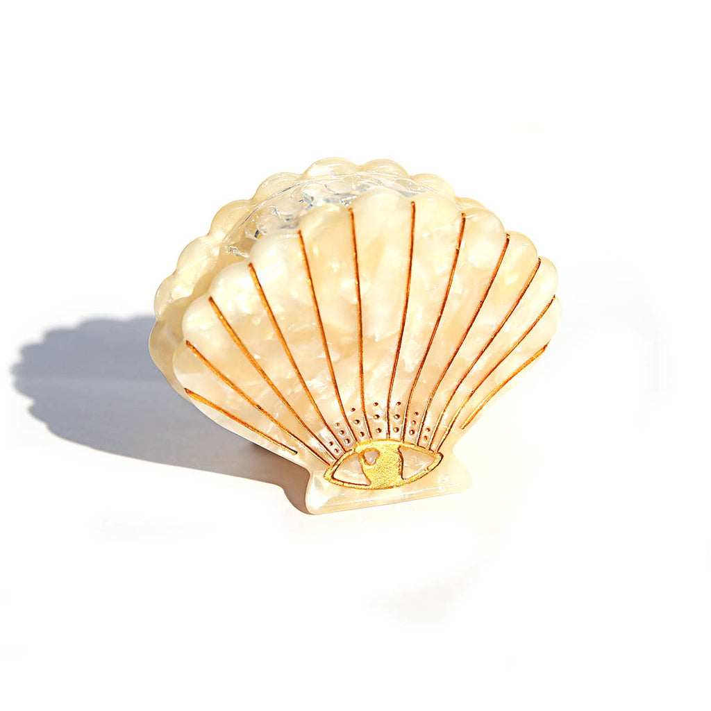 Creamy Shell Clip