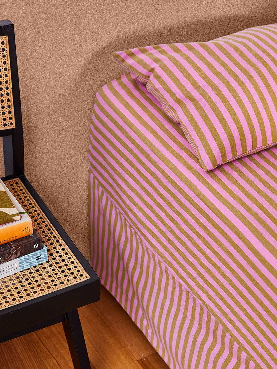 Lilac Sprout Standard Pillowcase Set