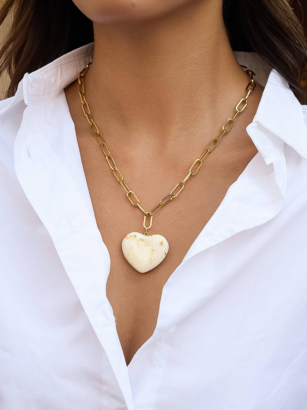 Rouelle Heart Necklace - Brown