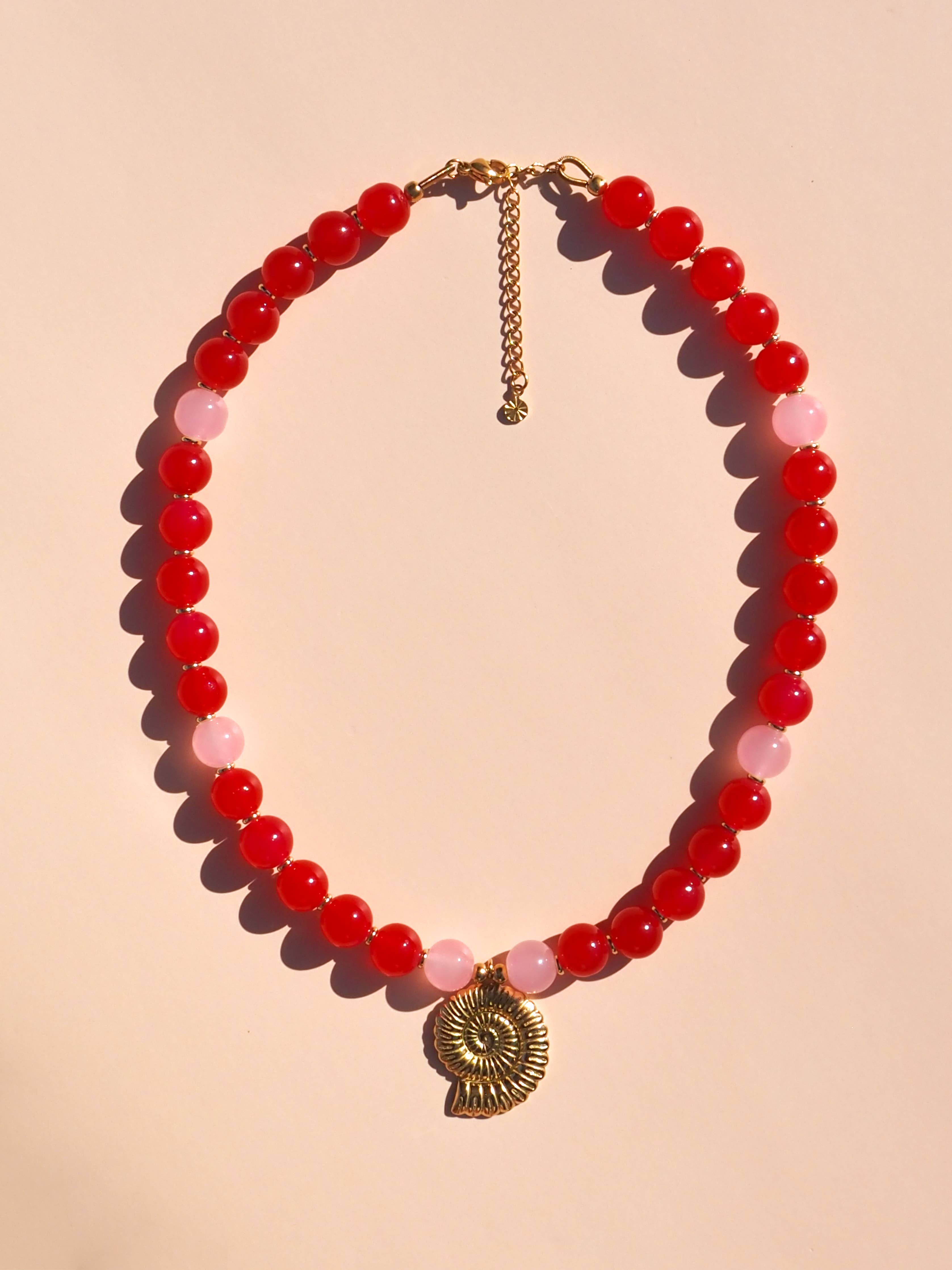 Spiral Shell Red & Pink Beaded Necklace : Silver / 16"